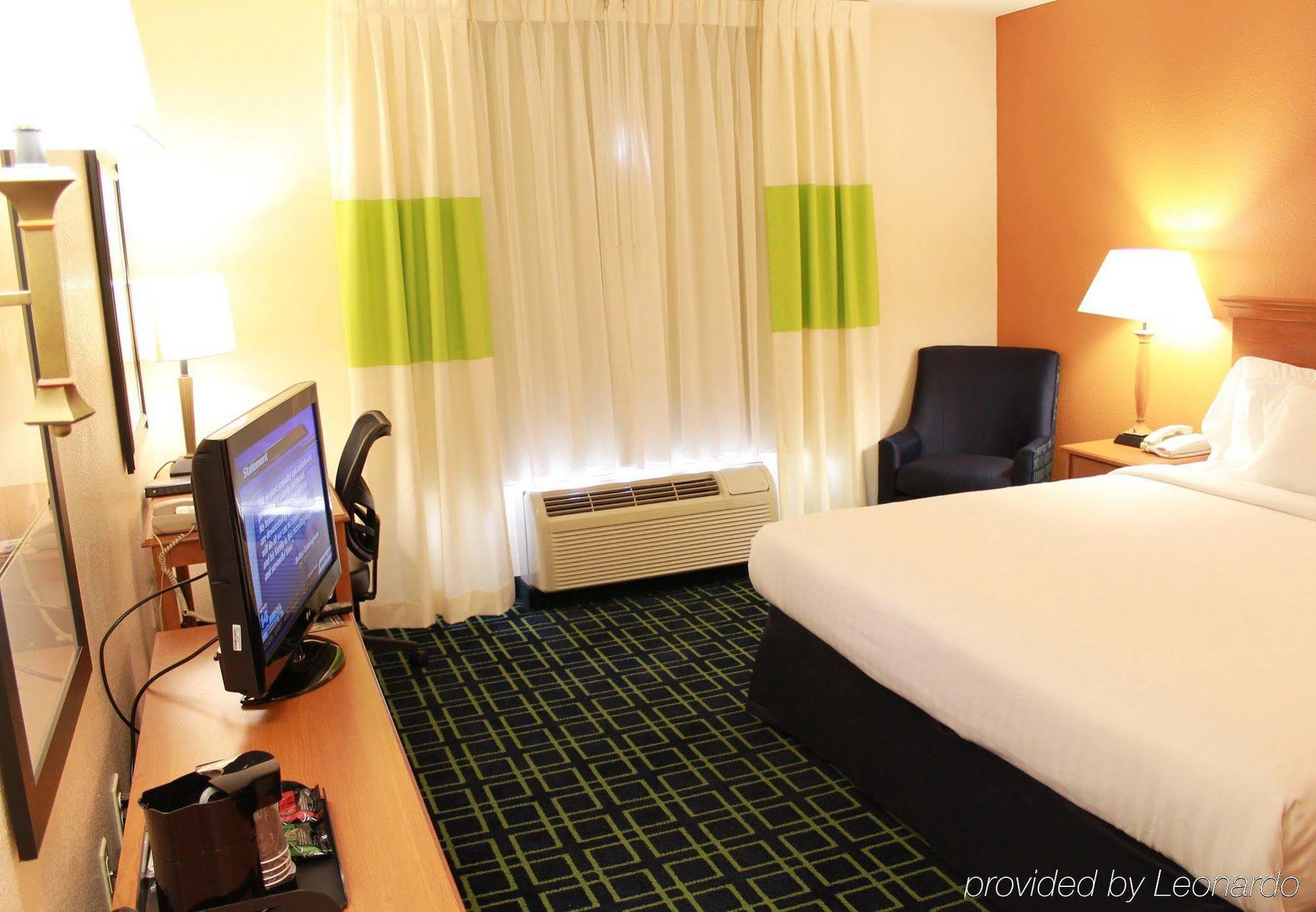 Fairfield & High Point Hotel 3*