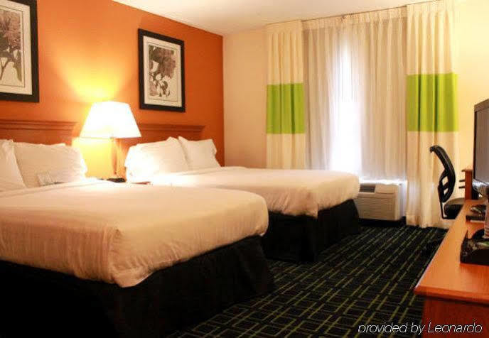 Fairfield & High Point Hotel